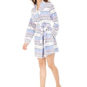 Muk Luks Womens Size Large Cozy Short Fleece Wrap Robe Jumping Deer Blue Purple
